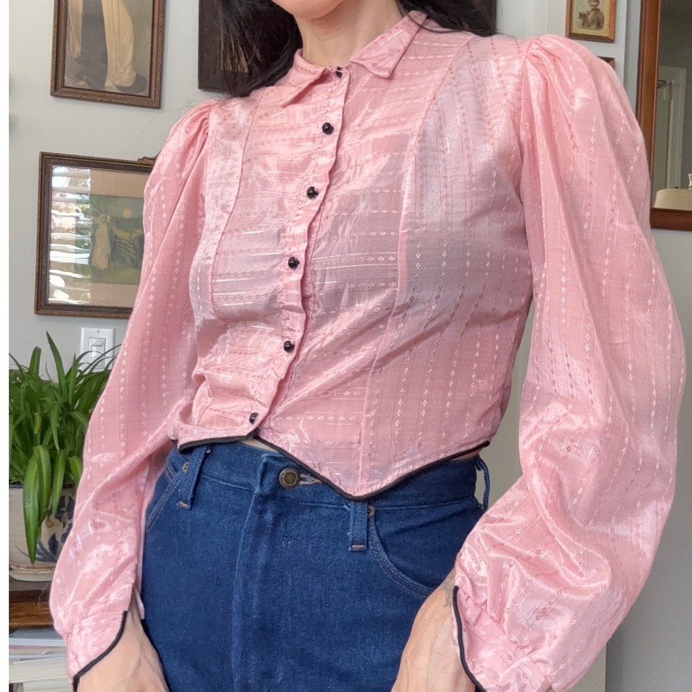 Vintage 70s prairie style Pink Cropped lurex thread Blouse Black Trim Button up - Picture 5 of 7